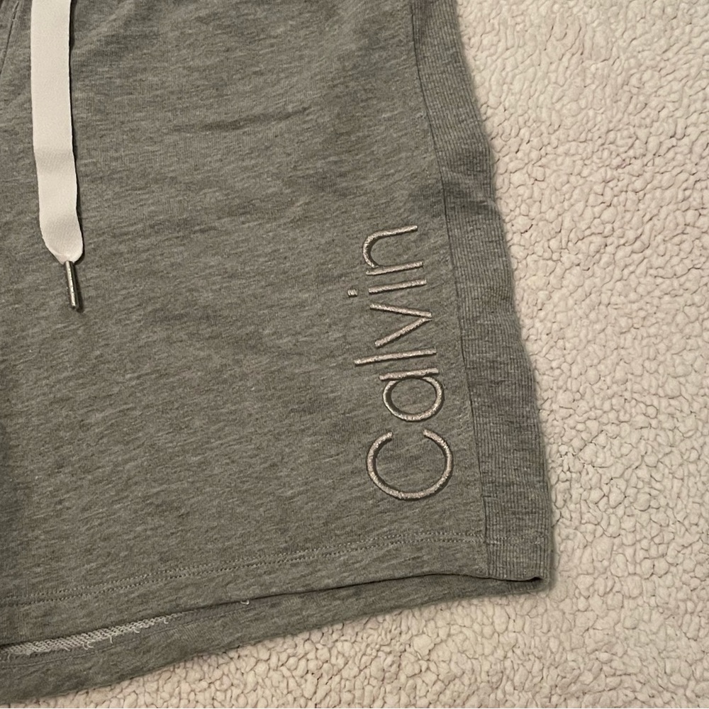 🌷Calvin Klein Lounge Shorts - Picture 2 of 4